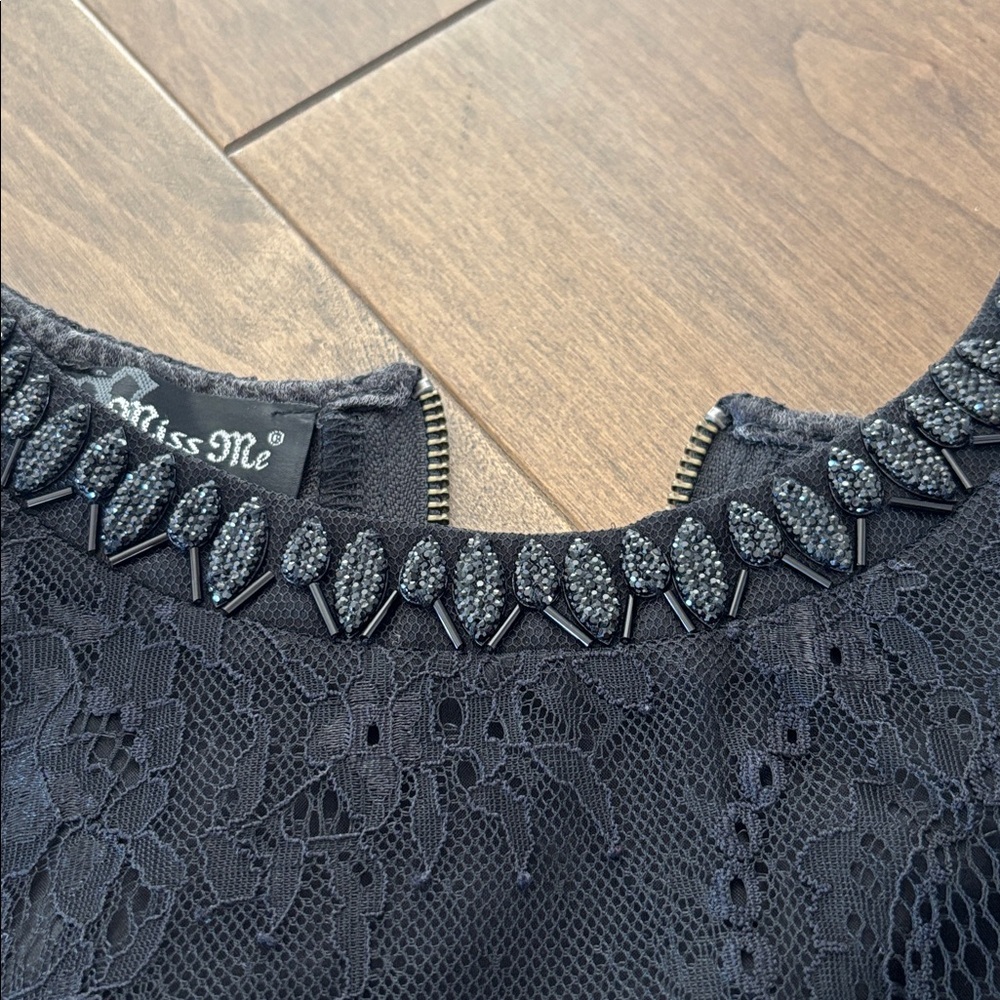 Miss Me Elegant Black Sleeveless Peplum Top with beaded and lace detail, size M - Picture 6 of 10
